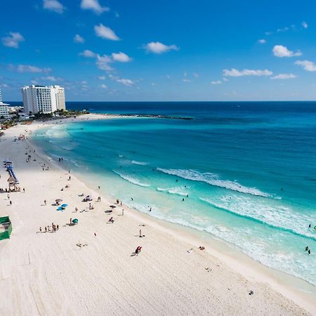 2 Story Oceanfront Penthouses On Cancun Beach! Cancún Exterior foto