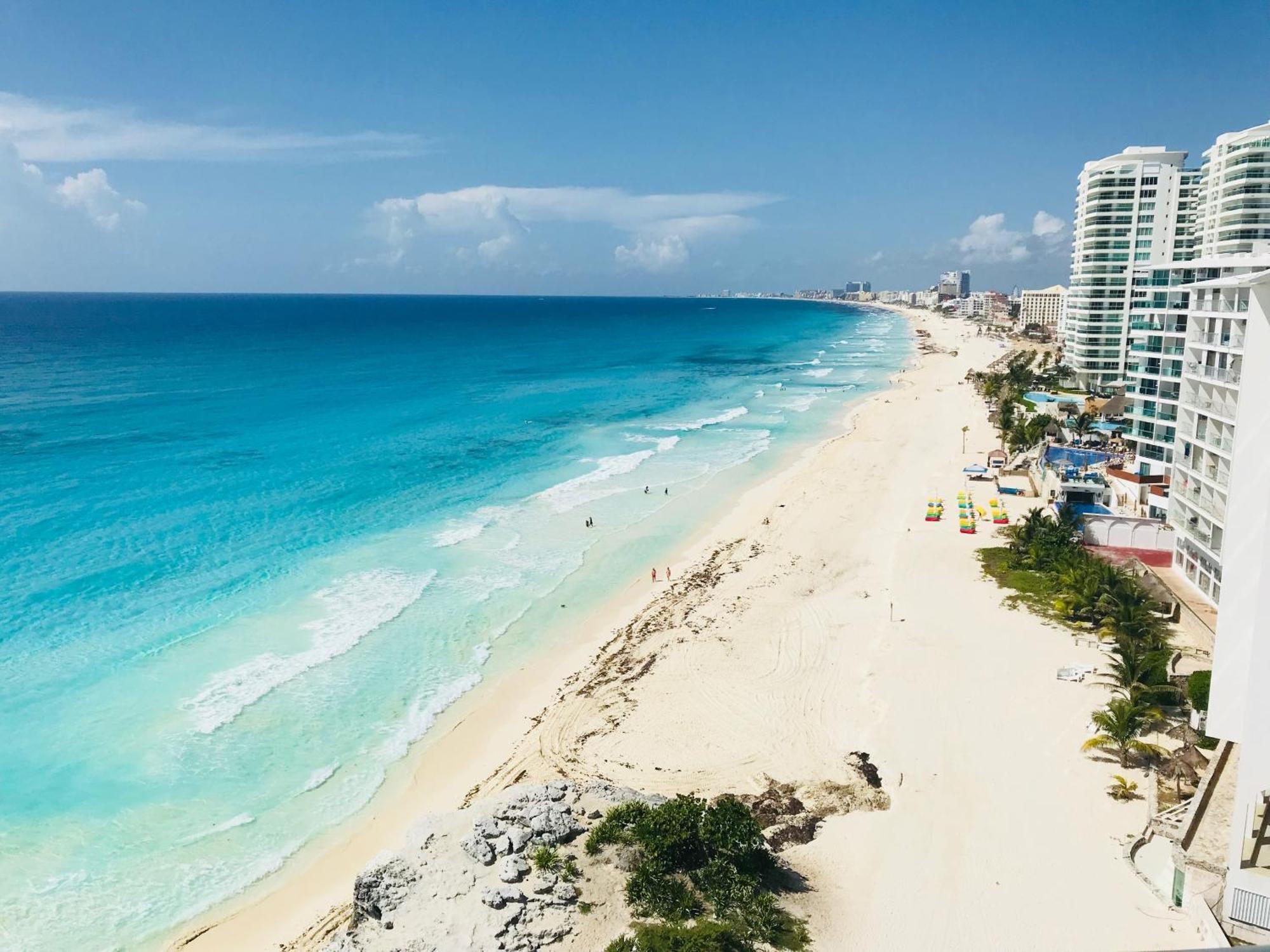 2 Story Oceanfront Penthouses On Cancun Beach! Cancún Exterior foto
