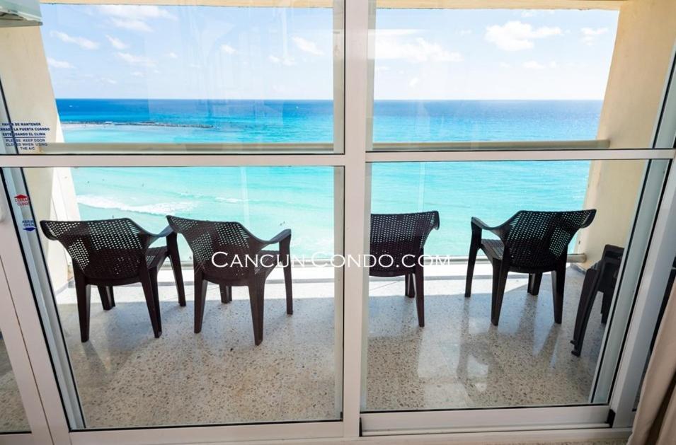 2 Story Oceanfront Penthouses On Cancun Beach! Cancún Exterior foto