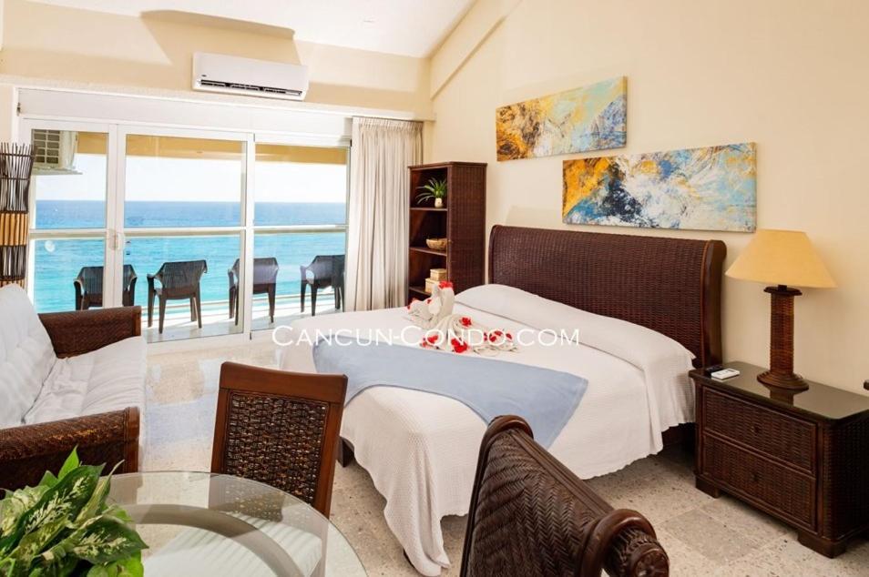 2 Story Oceanfront Penthouses On Cancun Beach! Cancún Exterior foto