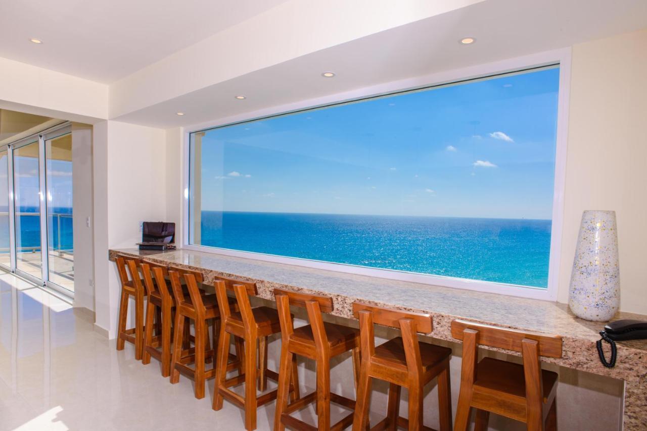 2 Story Oceanfront Penthouses On Cancun Beach! Cancún Exterior foto
