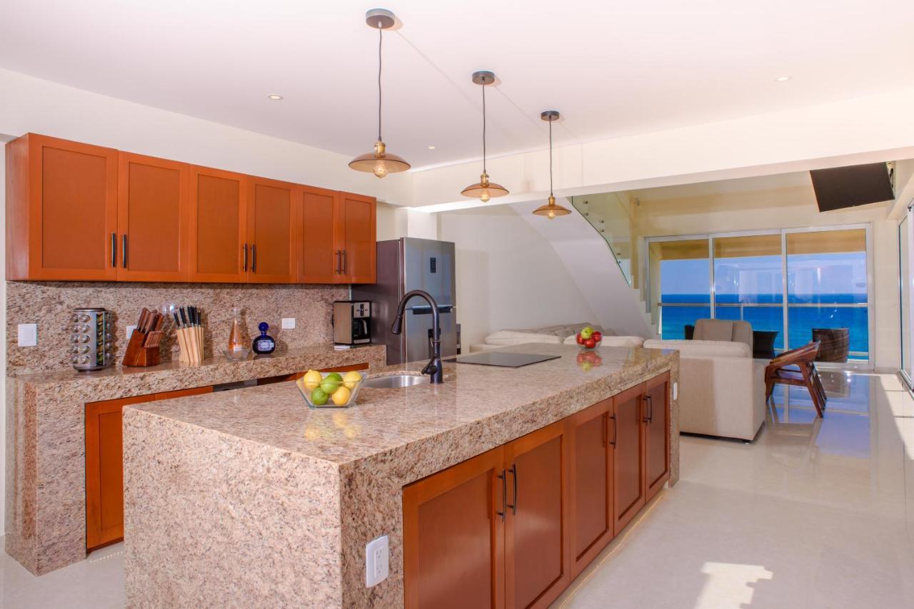 2 Story Oceanfront Penthouses On Cancun Beach! Cancún Exterior foto