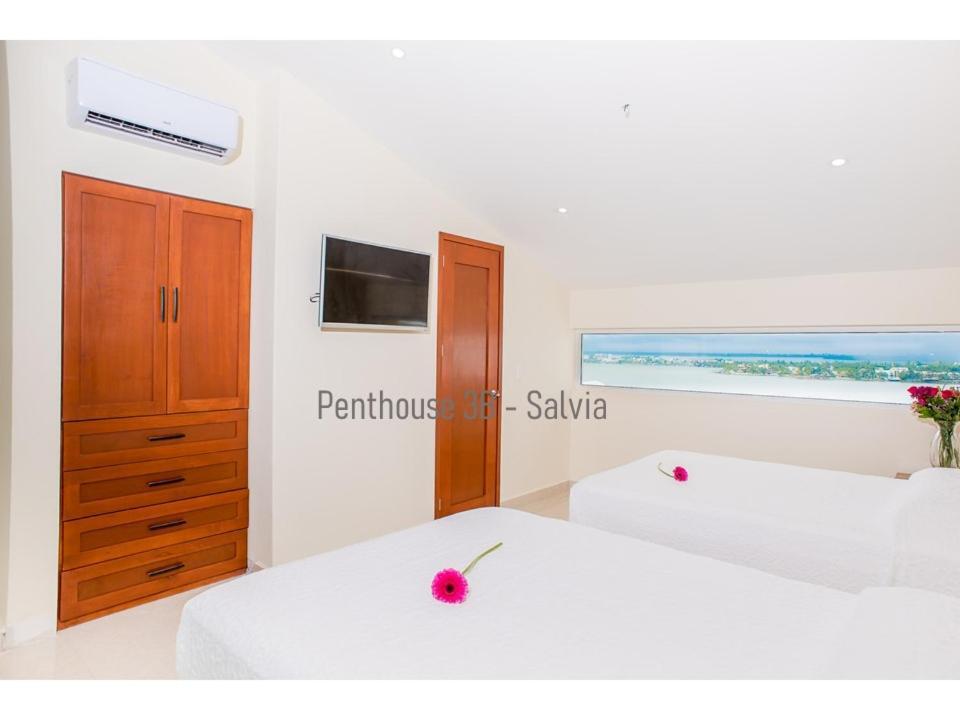 2 Story Oceanfront Penthouses On Cancun Beach! Cancún Exterior foto